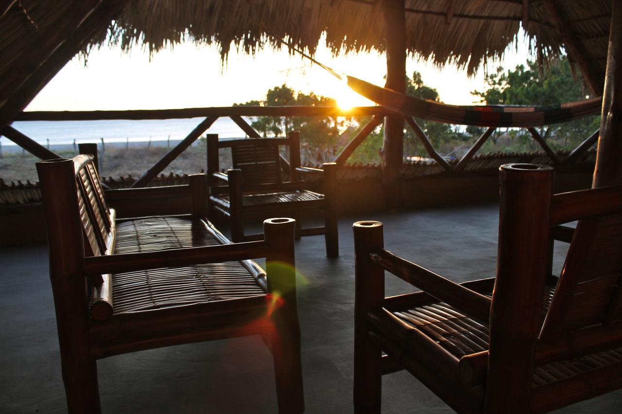 Wild Waves Surf-house Popoyo